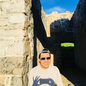 Meet your Posher, Eduardo alejandro